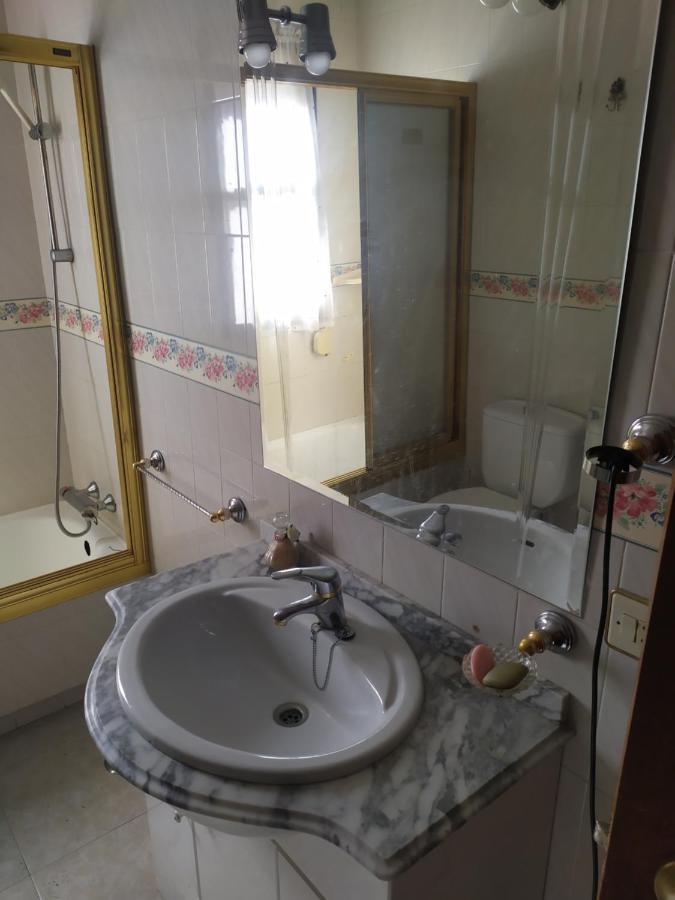 Habitacion Privada Triple Толедо Экстерьер фото