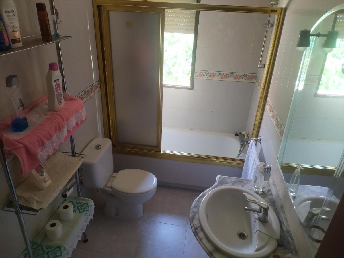 Habitacion Privada Triple Толедо Экстерьер фото