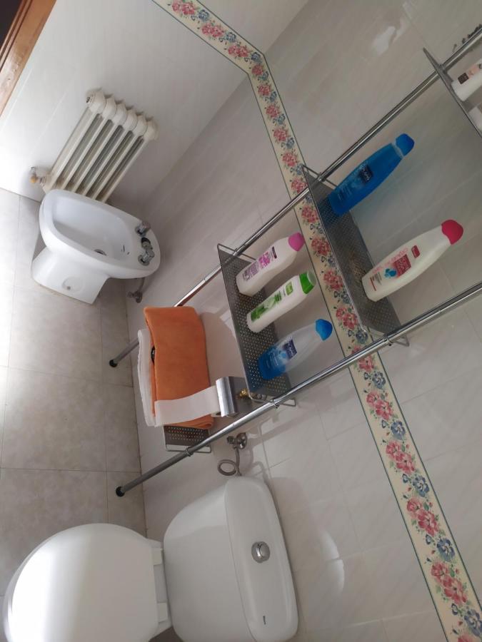 Habitacion Privada Triple Толедо Экстерьер фото