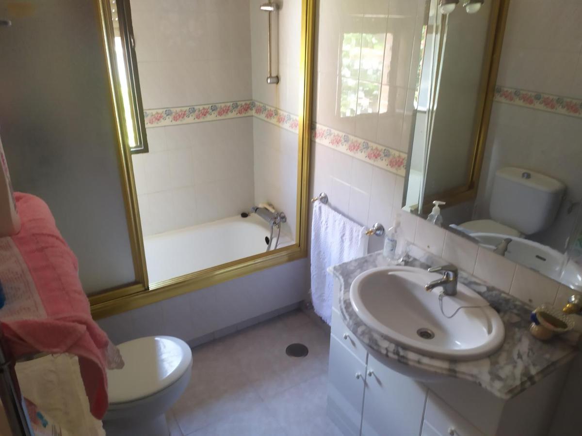 Habitacion Privada Triple Толедо Экстерьер фото
