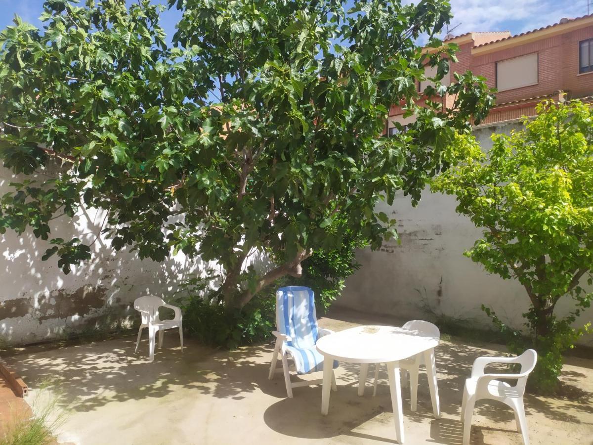 Habitacion Privada Triple Толедо Экстерьер фото