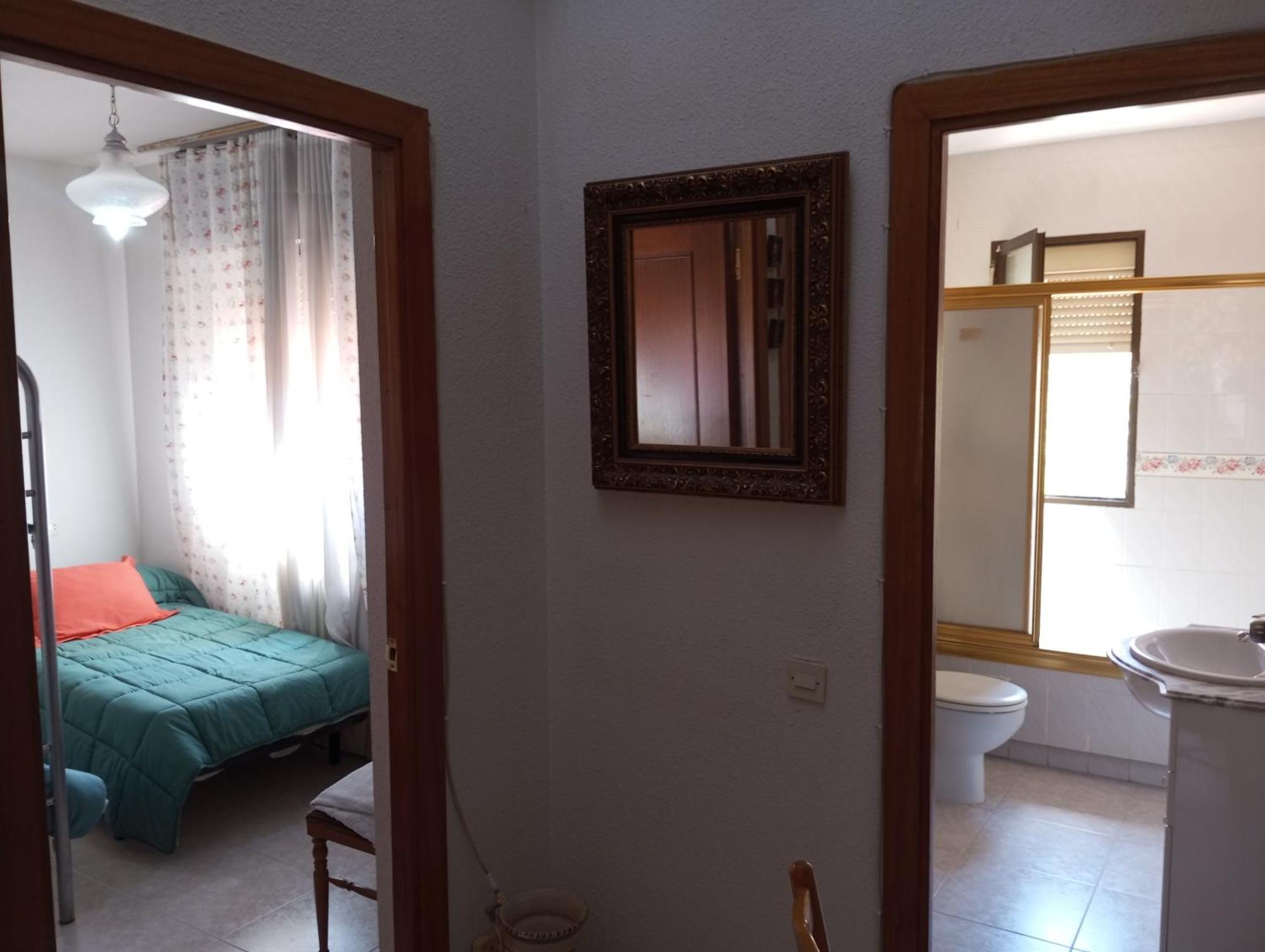 Habitacion Privada Triple Толедо Экстерьер фото