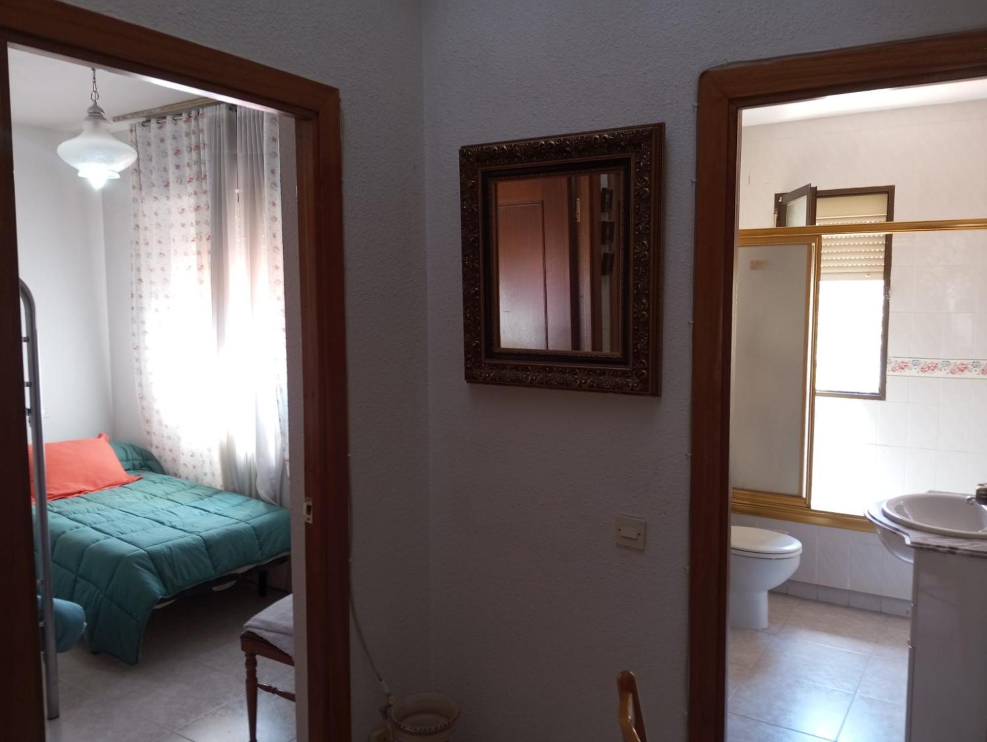 Habitacion Privada Triple Толедо Экстерьер фото