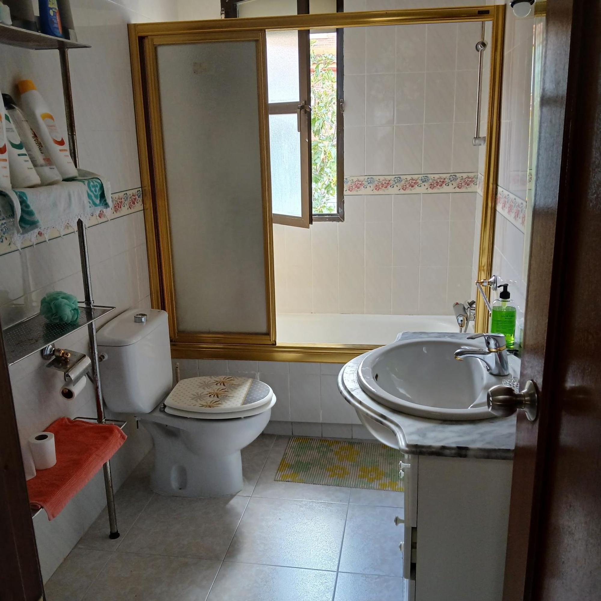 Habitacion Privada Triple Толедо Экстерьер фото