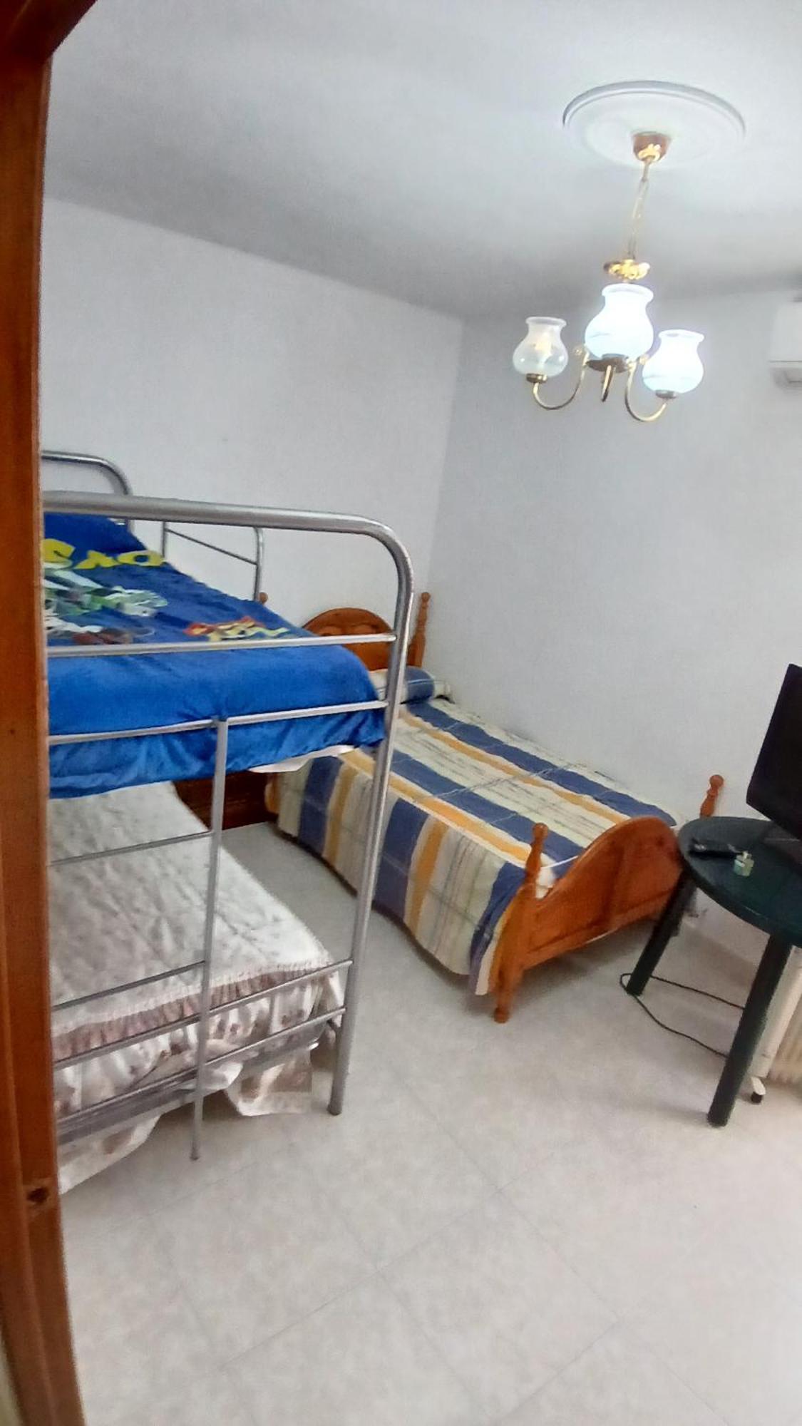 Habitacion Privada Triple Толедо Экстерьер фото